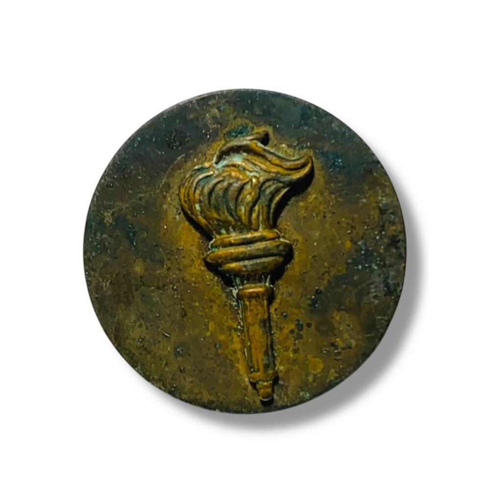 Vintage‎ US Army ROTC Torch Pin Flaming Torch Round Lapel Pin 1" Screwback